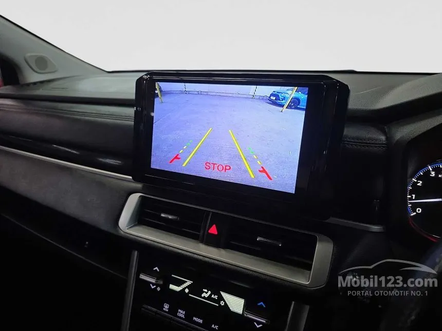 2022 Mitsubishi Xpander Cross Premium MPV