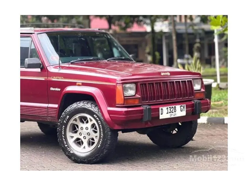 1994 Jeep Cherokee 5 Door SUV