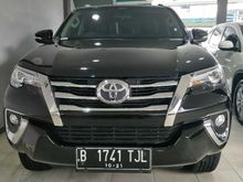 Toyota Fortuner 2.4 VRZ tdp 100 jt tenor 6 th