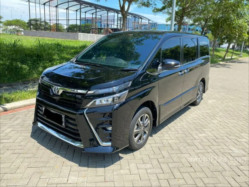 2019 Toyota Voxy MPV