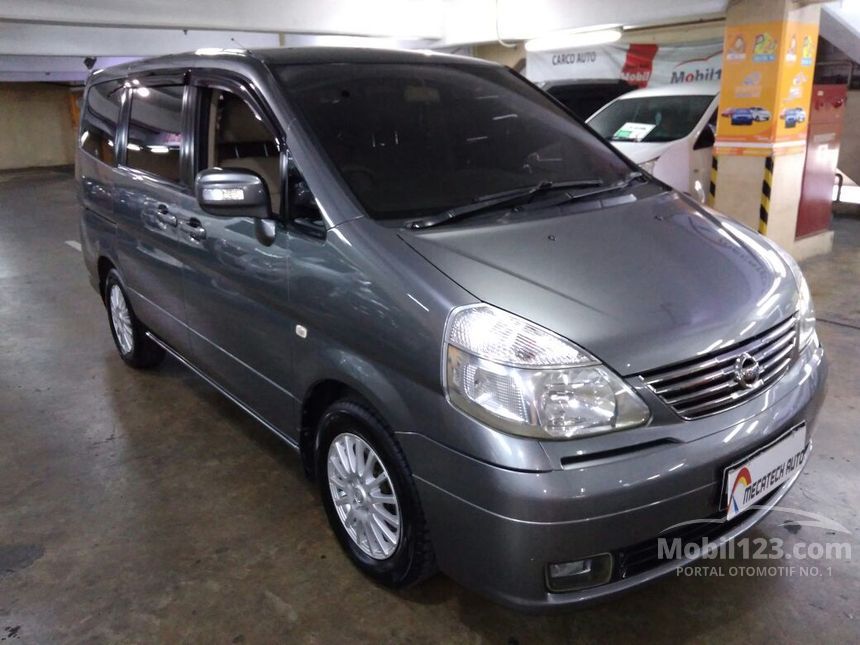 Nissan serena 2009