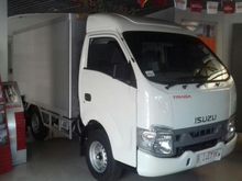 GEBYAR CUCI GUDANG DP MULAI 15 JUTAAN Isuzu Traga Box