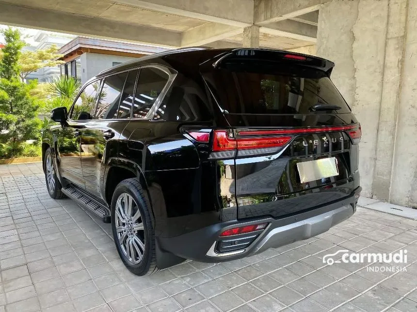 2024 Lexus LX600 VIP Wagon