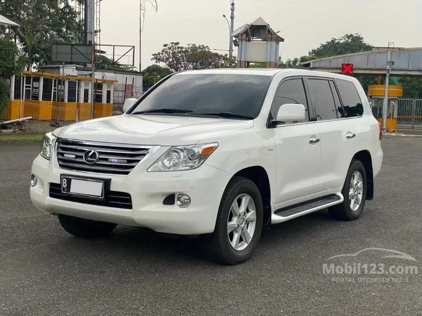 2011 Lexus LX 570 SUV