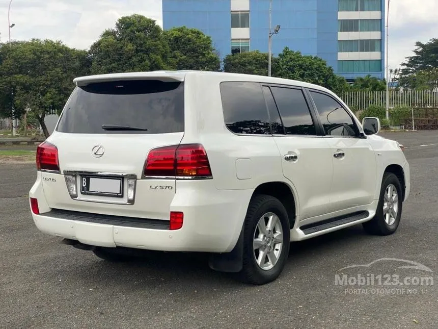 2011 Lexus LX 570 SUV