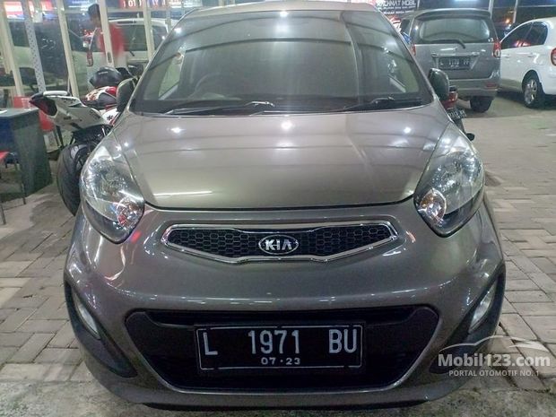 KIA Mobil Bekas Baru dijual di Surabaya Jawa-timur 