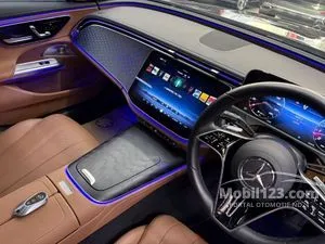 2024 Mercedes-Benz E200 2.0 Avantgarde Sedan