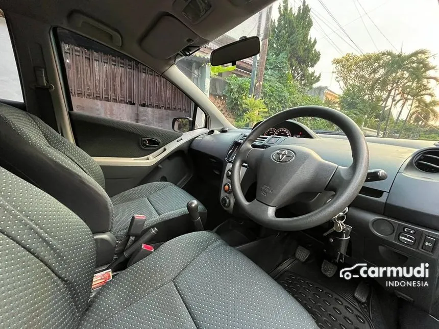 2008 Toyota Yaris E Hatchback