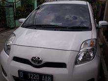 2013 Toyota Yaris 1.5 J #jualcepatpemiliklangsung