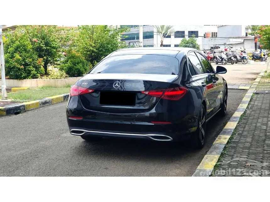 2022 Mercedes-Benz C200 Avantgarde Line Sedan