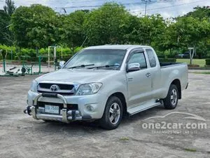 2011 Toyota HILUX VIGO 2.7 J Smart Cab Pickup