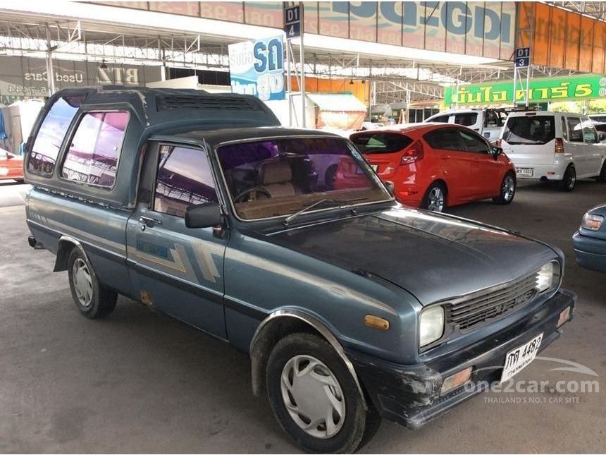 Mazda familia 1990