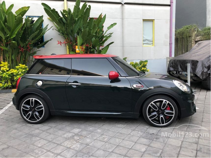 2016 MINI Cooper John Cooper Works Rebel Green Hatchback