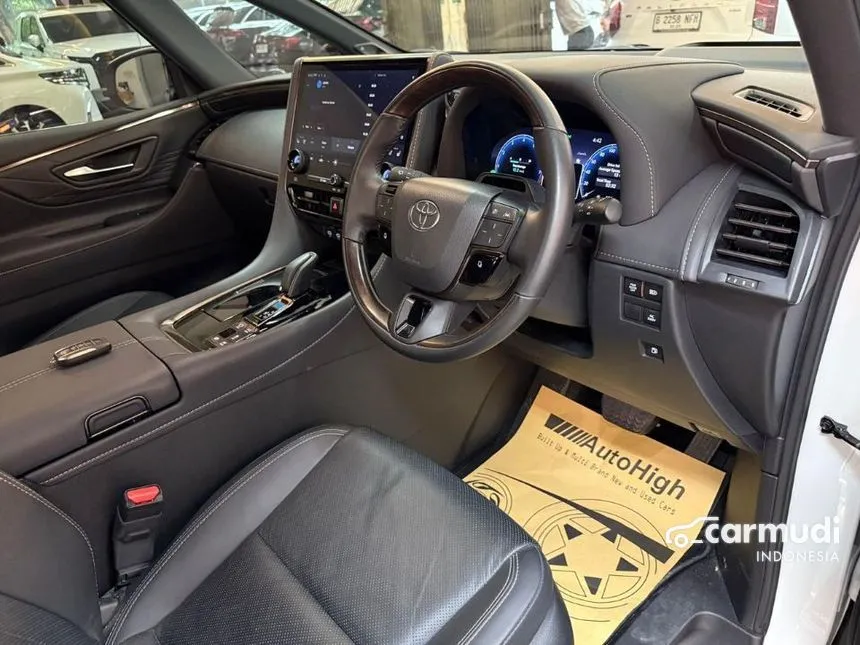 2024 Toyota Alphard HEV Modelista MPV