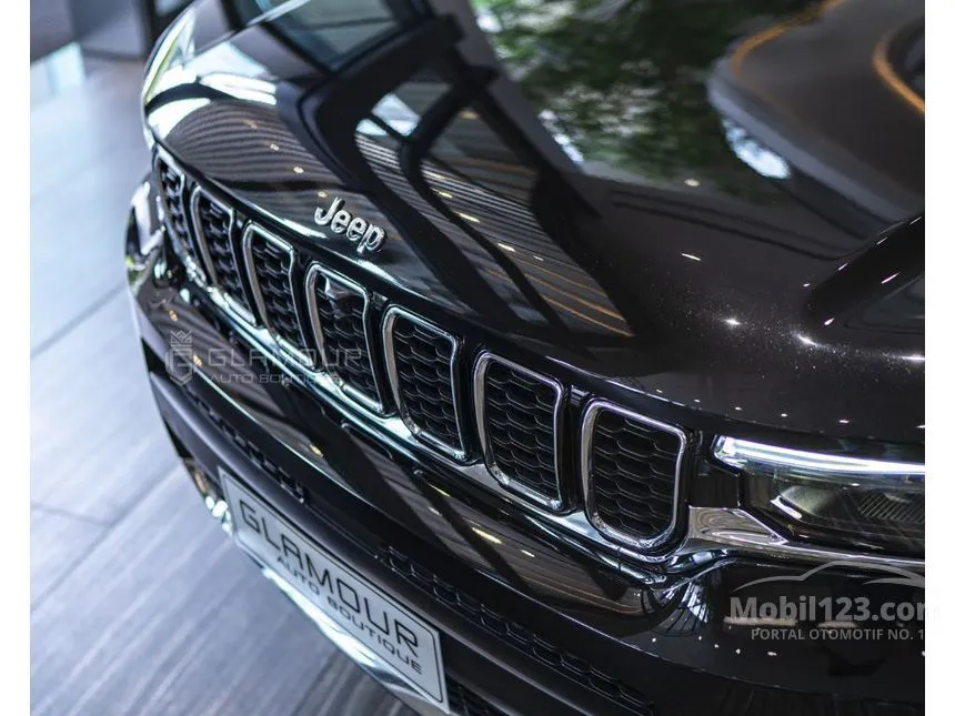 2023 Jeep Grand Cherokee Limited SUV