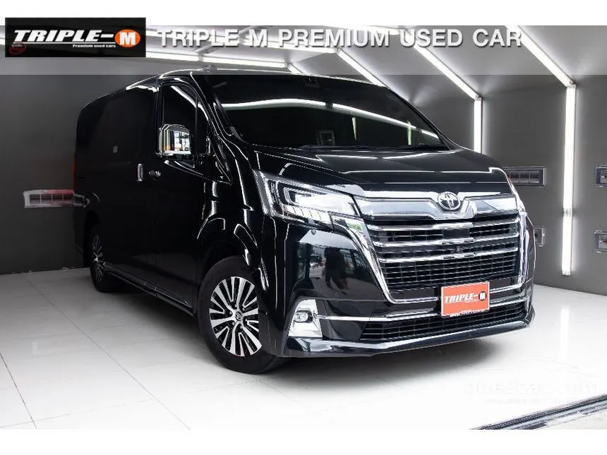 2021 Toyota Majesty Standard Van
