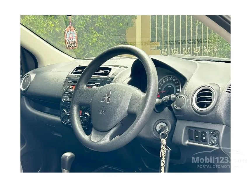 2015 Mitsubishi Mirage GLS Hatchback