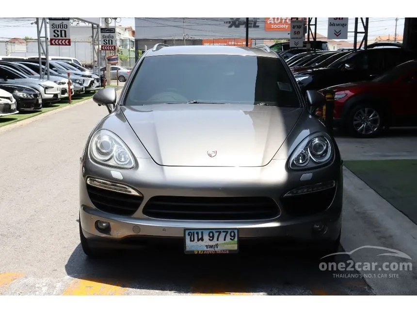2013 Porsche CAYENNE S Hybrid SUV