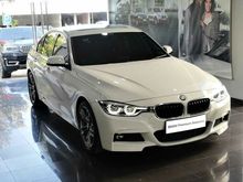 PERFORMA TINGGI YANG MENAWAN 2018 BMW 330i 2.0 M Sport Sedan
