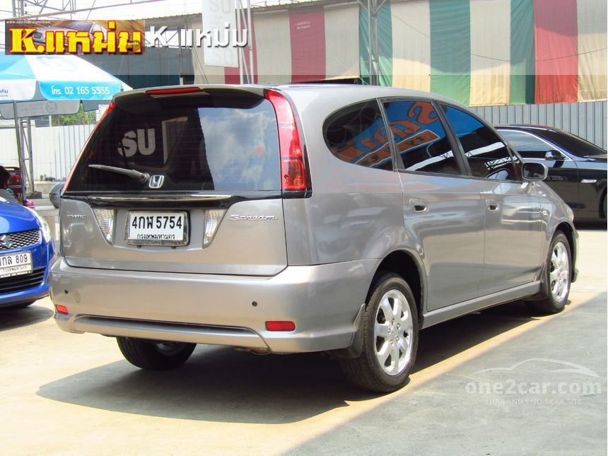 Honda stream 2005