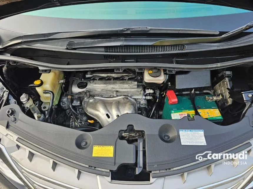 2012 Toyota Alphard X MPV