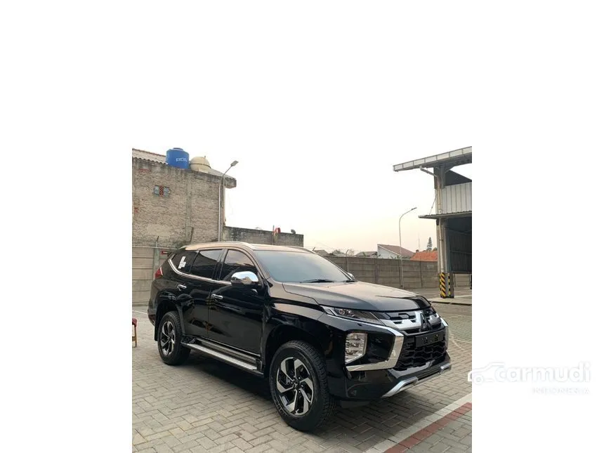 2024 Mitsubishi Pajero Sport Dakar SUV