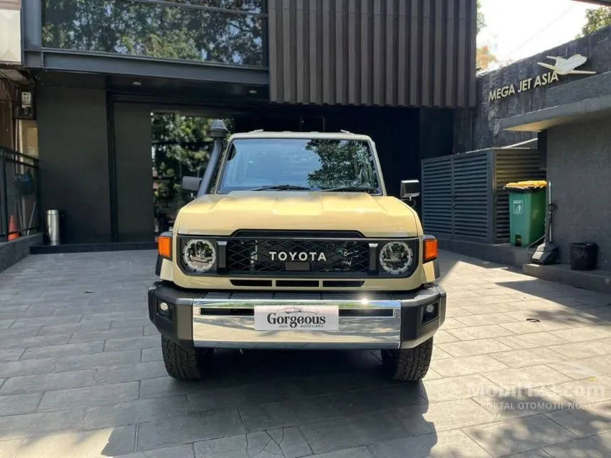 2026 Toyota Land Cruiser 70 GXL Double Cab Pickup
