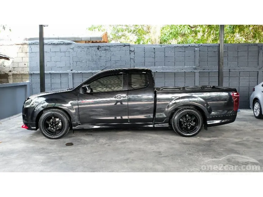 2017 Isuzu D-MAX X-Series Z Space Cab Pickup