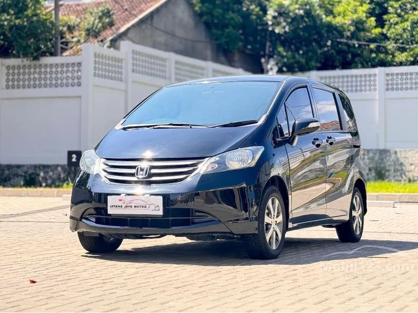 2011 Honda Freed Power Sliding Door MPV
