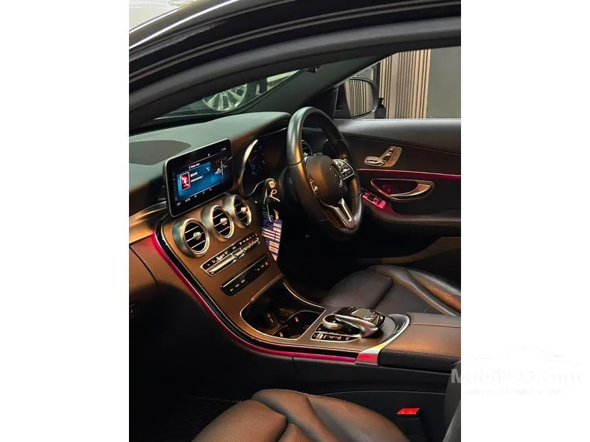 2019 Mercedes-Benz C200 EQ Boost Avantgarde Line Sedan