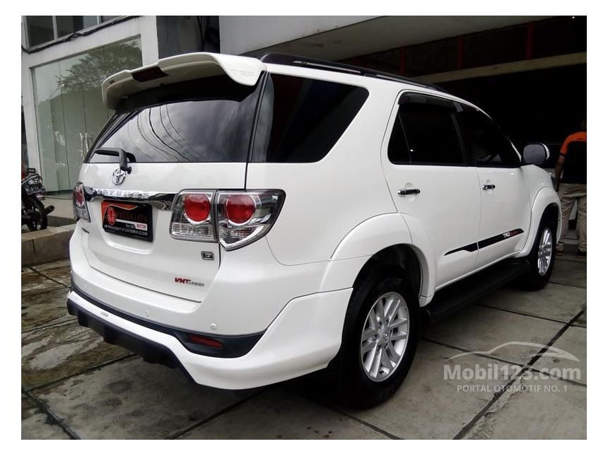  Jual  Mobil  Toyota Fortuner  2013 G TRD 2 5 di Jawa Barat 