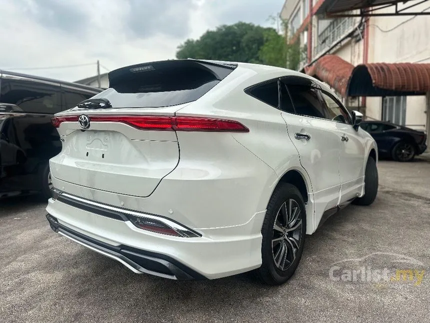 2022 Toyota Harrier Luxury SUV