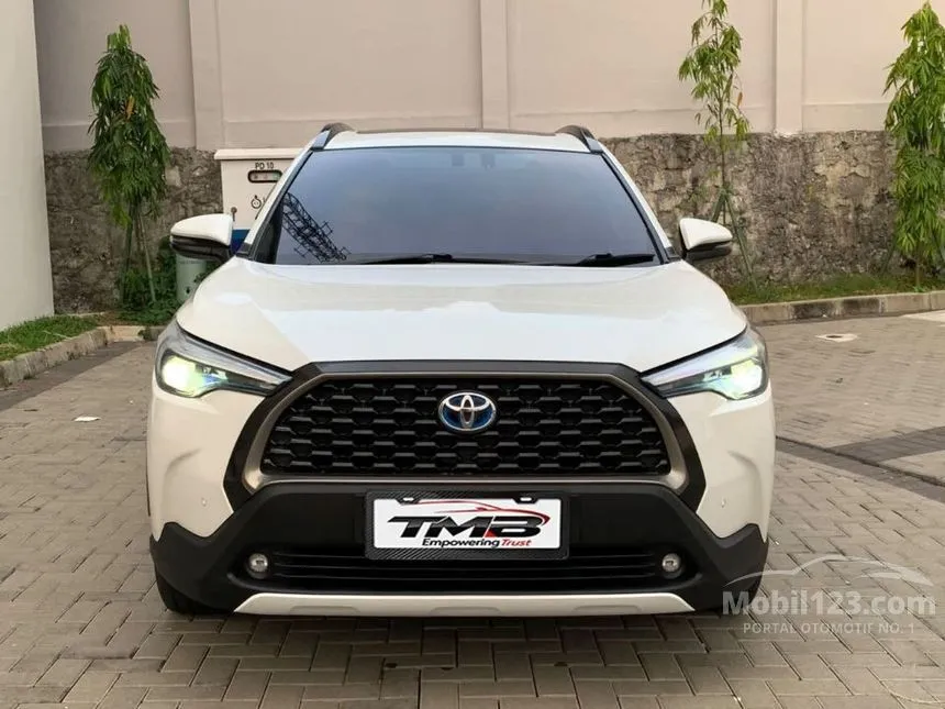 2022 Toyota Corolla Cross Hybrid SUV