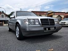 1992 Mercedes-Benz 230E 2.3 (A) PERFACT - VIEW TO BELIEVE.....