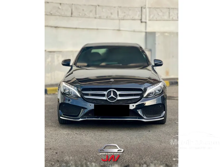 2018 Mercedes-Benz C300 AMG Line Sedan