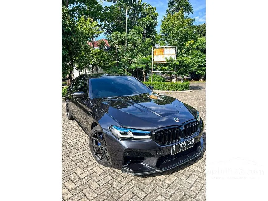 Jual Mobil BMW 530i 2019 Luxury 2.0 di DKI Jakarta Automatic Sedan Hitam Rp 880.000.000