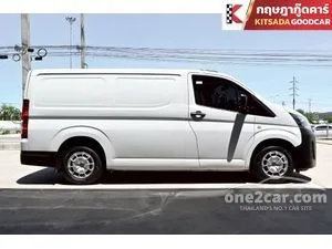 2022 Toyota HIACE 2.8 Eco Van