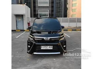 2019 Toyota Voxy 2.0 MPV