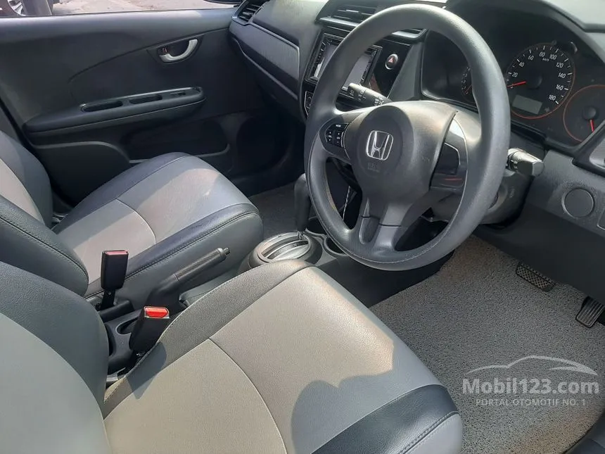 2017 Honda Brio RS Hatchback