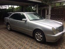 2002 Mercedes-Benz E220 CDI 2.1 W210 (ปี 95-03) Classic Sedan AT