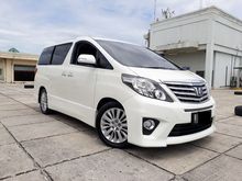 Toyota Alphard 2.4 SC Premium Sound At 2012 Pakaian Pribadi Mobil Mulus Terawat
