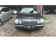 1997 Mercedes-Benz E230 2.3