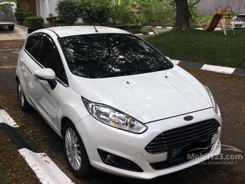 Jual Mobil  Ford  Fiesta  2013 Sport 1 5 di Jawa  Barat  Manual 