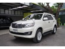 2012 Toyota Fortuner 3.0 (ปี 12-15) V SUV AT