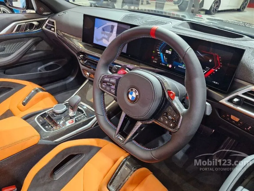 2024 BMW M4 Competition M xDrive Cabriolet