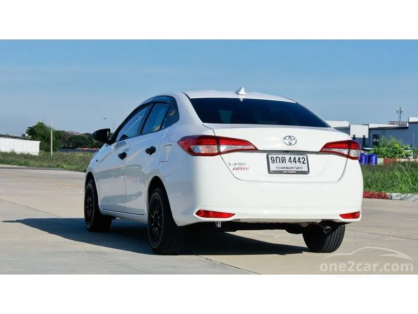 2019 Toyota Yaris Ativ J Eco Sedan