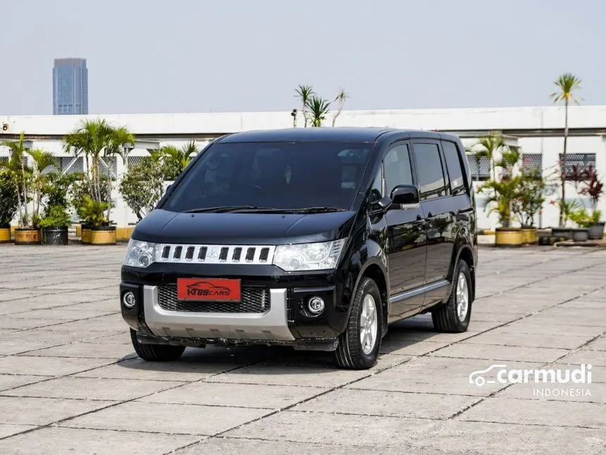 2015 Mitsubishi Delica D5 Van Wagon