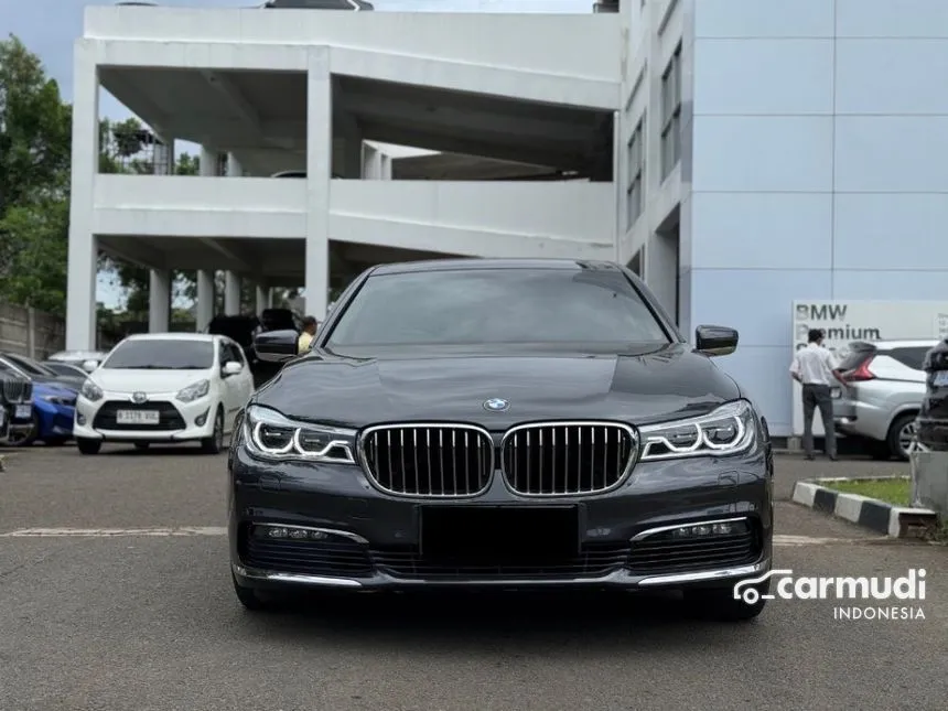 2017 BMW 730Li Sedan