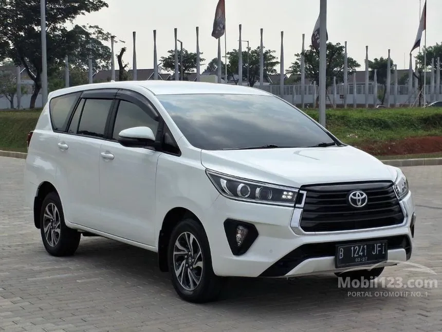 2022 Toyota Kijang Innova V MPV