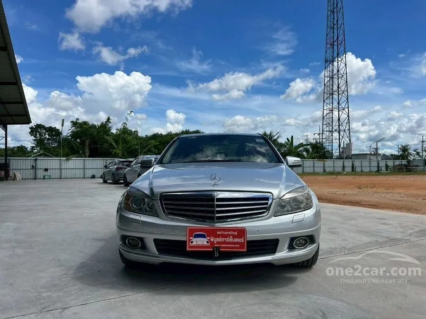 2010 Mercedes-Benz C200 CGI BlueEFFICIENCY Sedan